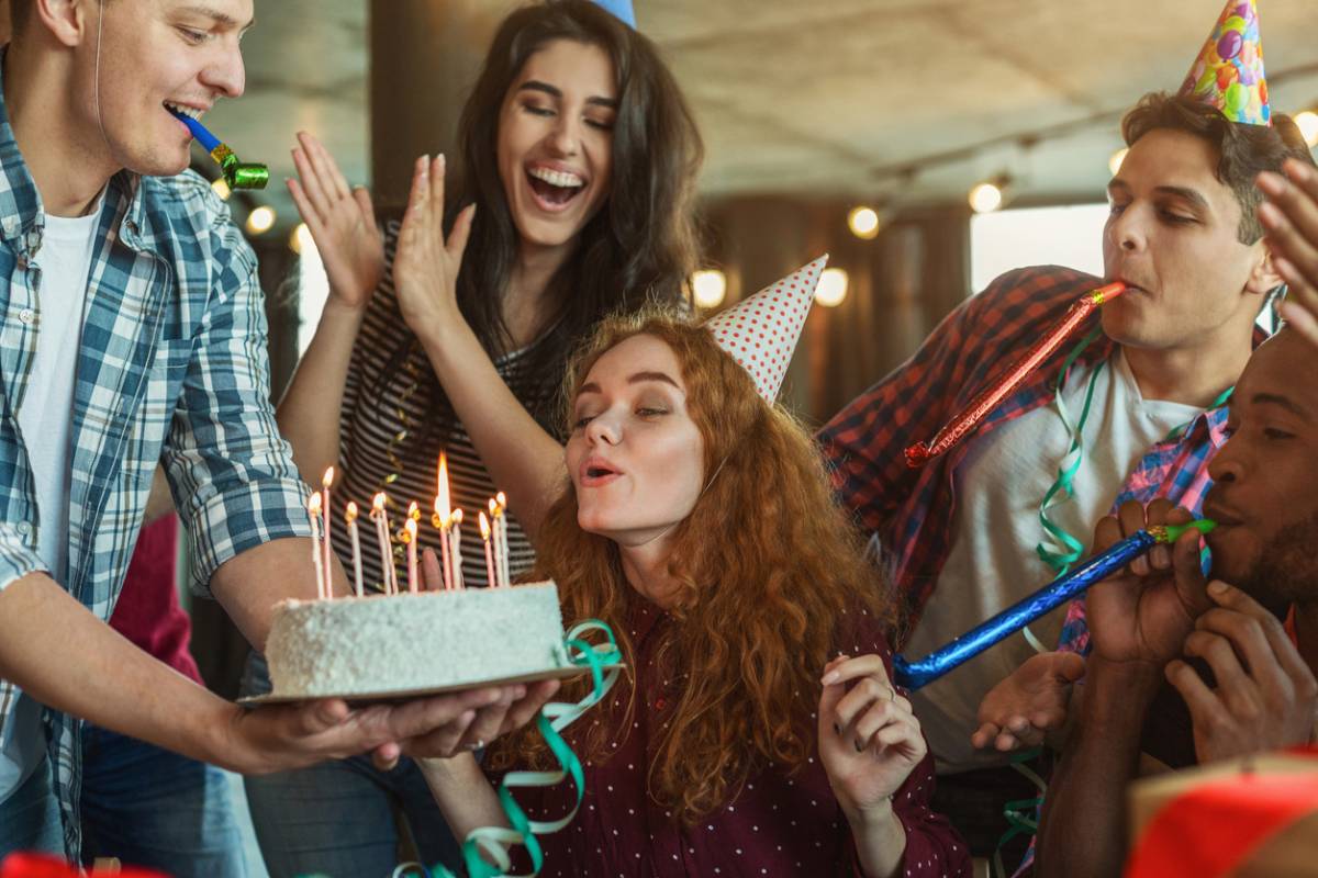 2 Idees D Activites Pour Feter Un Anniversaire A Paris De Maniere Originale Sortir A Paris Trouvez Une Sortie Originale Et Insolite Sur Paris 2 Idees D Activites Pour Feter Un Anniversaire A Paris De Maniere Originale Sortir A Paris Trouvez Une Sortie Originale Et Insolite Sur Paris